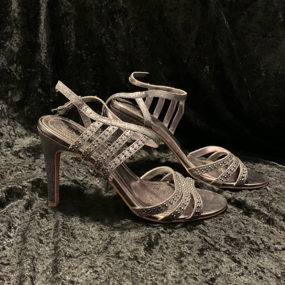 Kenneth Cole High Heels - Picture 2 of 2